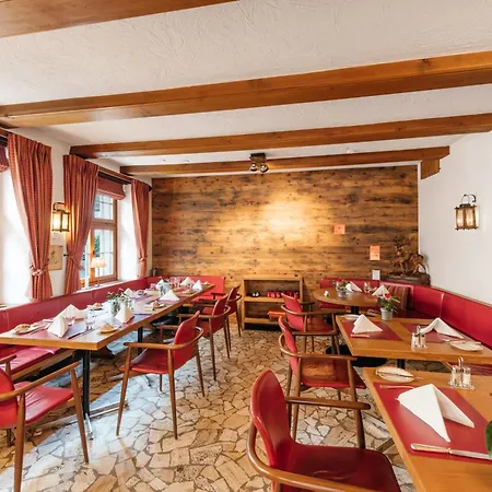 Hotel Kreuz & Post 4*