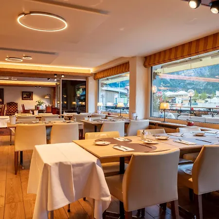 Kreuz&post**** 4* Grindelwald