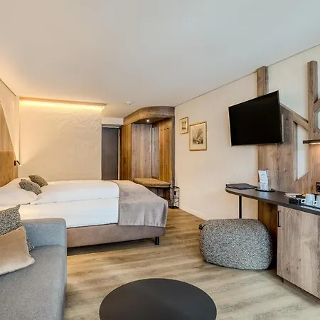 Kreuz & Post 酒店 4*