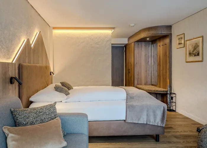 酒店 Kreuz & Post 格林德瓦