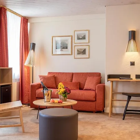 Hotell Kreuz & Post 4*