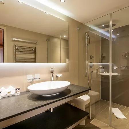 Kreuz & Post Hotel 4*