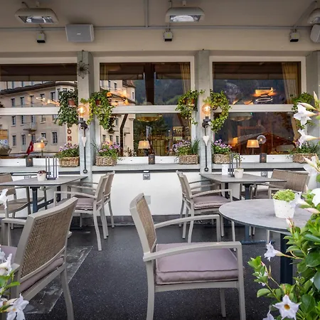 Kreuz & Post Szálloda