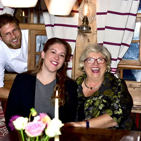 Kreuz & Post فندق 4*