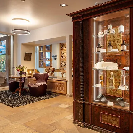 Szálloda Kreuz & Post 4*