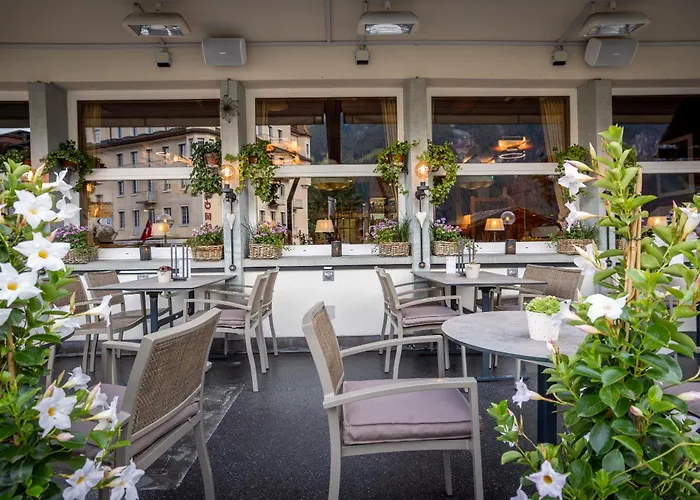 Kreuz & Post Szálloda